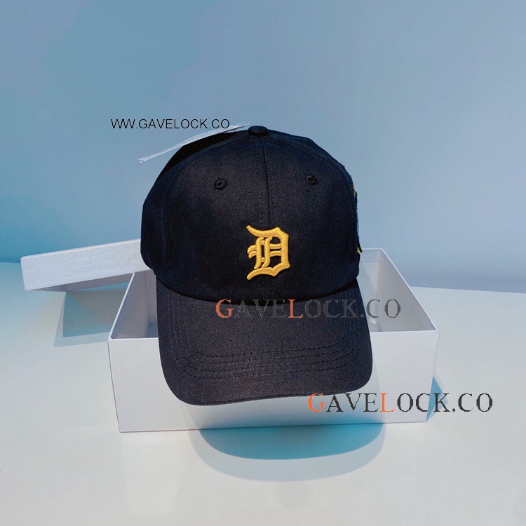 All Black Detroit Tigers Hats & Caps - New Era Cap